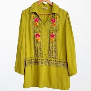 Fairycore Boho Cottagecore Floral Embroidered Boyfriend Shirt Kiwi Green SZ L